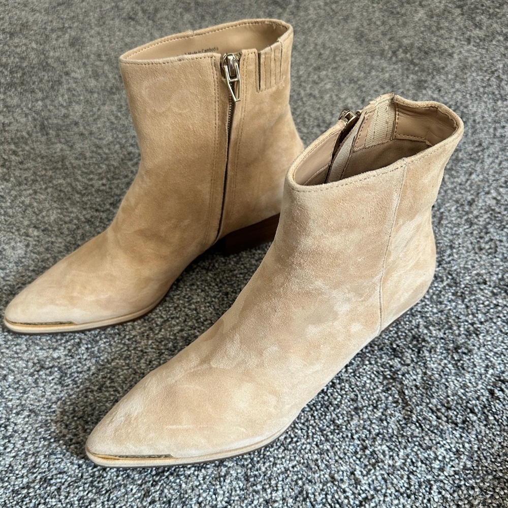 Dolce Vita Woman’s NONAH - Classic ankle boots - Tan - Size 7 - Pre-Loved